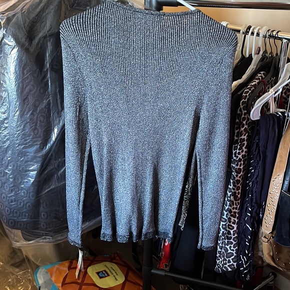 Sweater - Picture 2 of 4